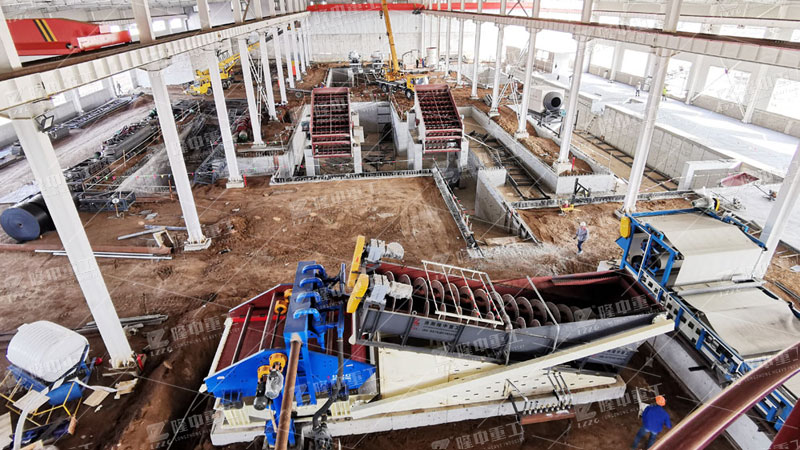 隆中帶式壓濾機(jī)使用現(xiàn)場