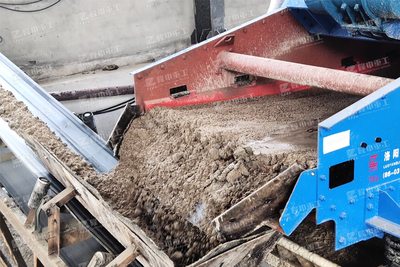 隆中直線振動篩脫水效果